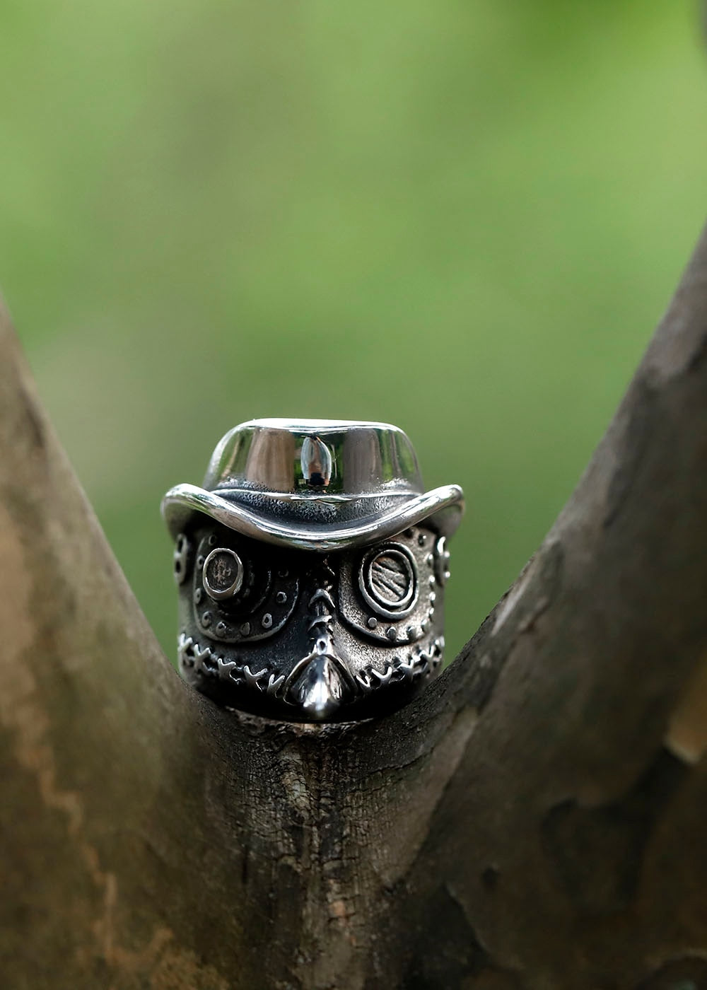 The Enigmatic Avian Steampunk Plague Doctor Ring