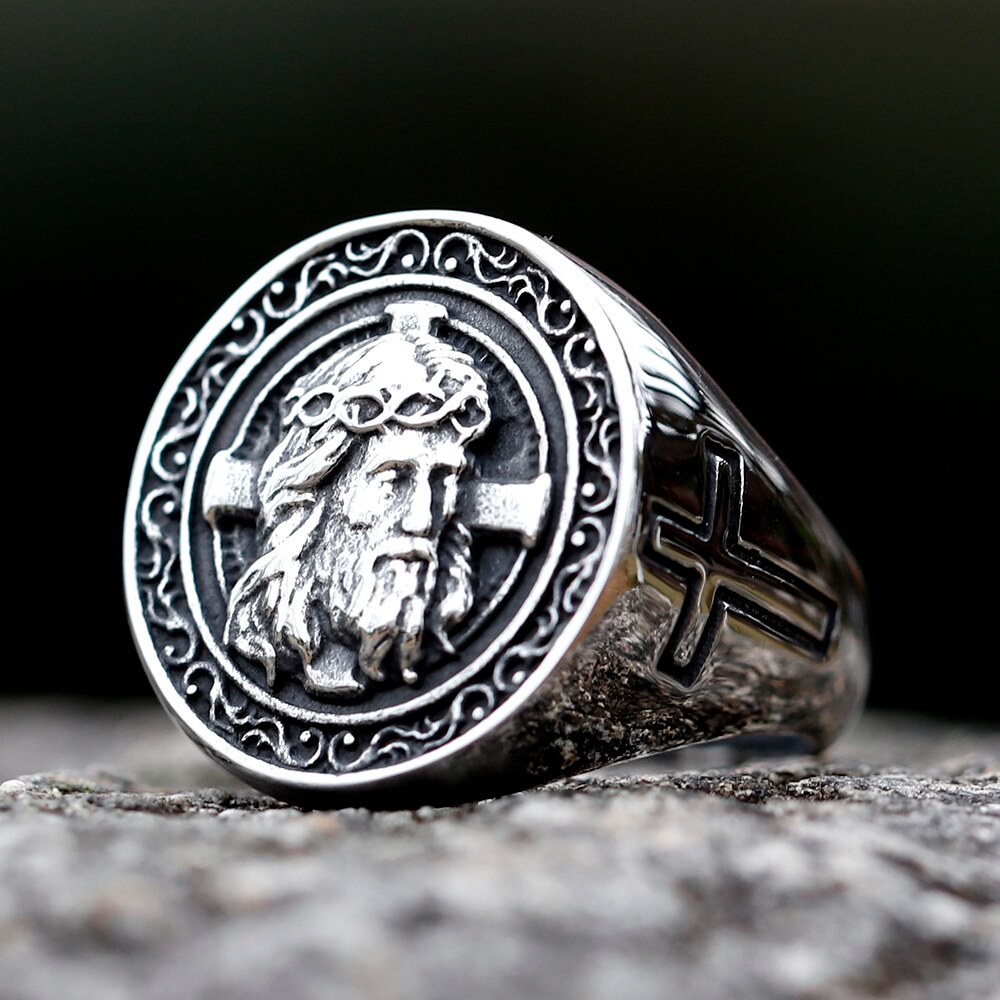 2022 new Retro Personality Domineering Men&#39;s Punk Ring European and American Fashion Creative Jesus Cross Ring Jewelry