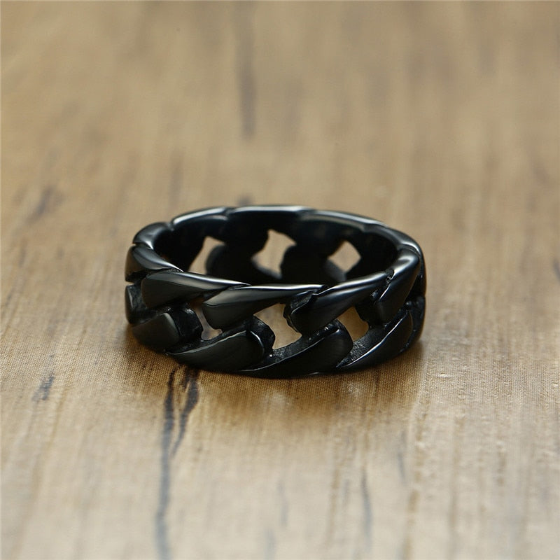 The Rebel's Edge Punk Link Ring