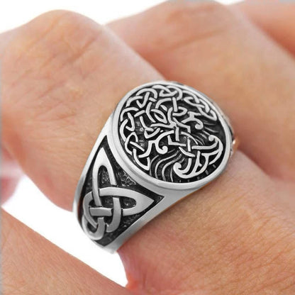 The Enchanting Norse Heritage Ring