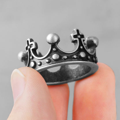 Majestic Monarch Black Gold Rhinestone Crown Ring