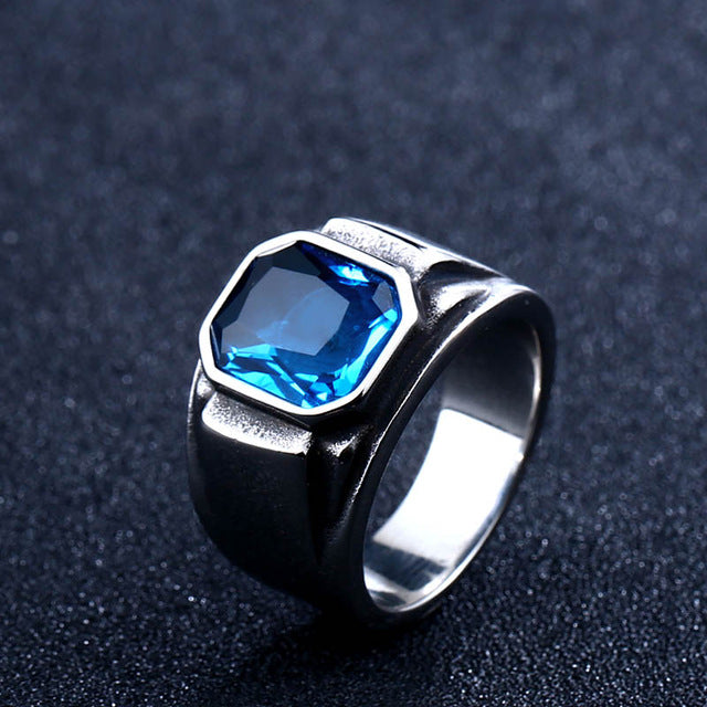 Exquisite Emerald Azure Geometric Ring