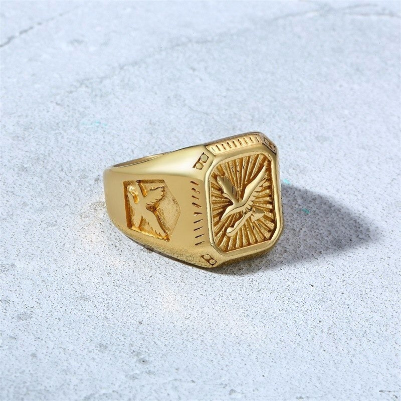 The Majestic Freedom Signet Ring